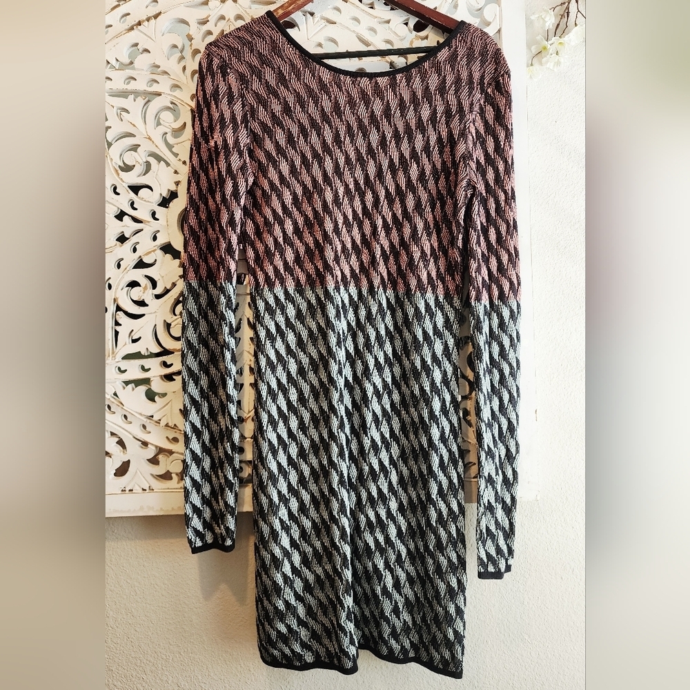OPEN CEREMONY KNITTED DRESS 2 TONE LONG SLEEVE CREW NECK SIZE LARGE